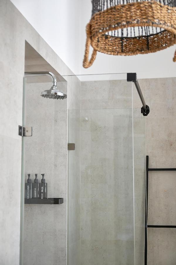White Door Apartments Heart Of Odessa 1 מראה חיצוני תמונה